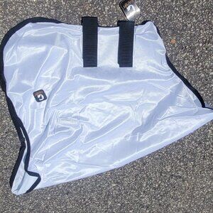 Gatsby Fly Sheet Neck Cover Sz Large New with tags